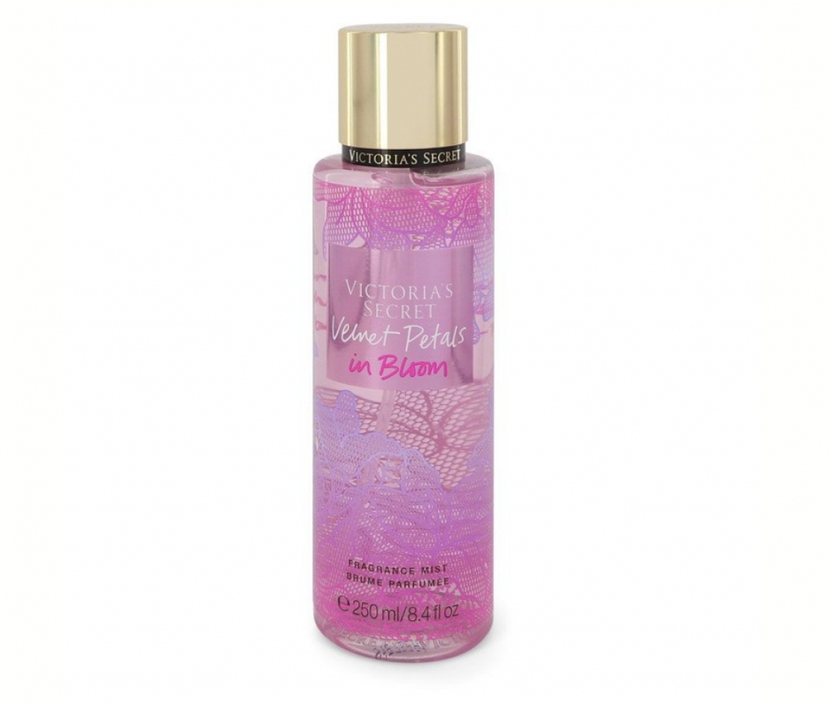Victoria s Secret Velvet Petals Fragrance mist