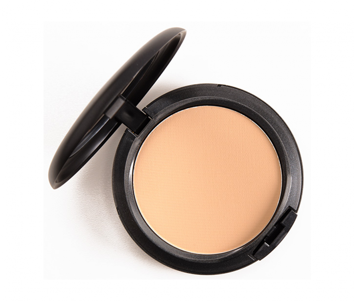 MAC Studio Fix Powder Plus Foundation C4