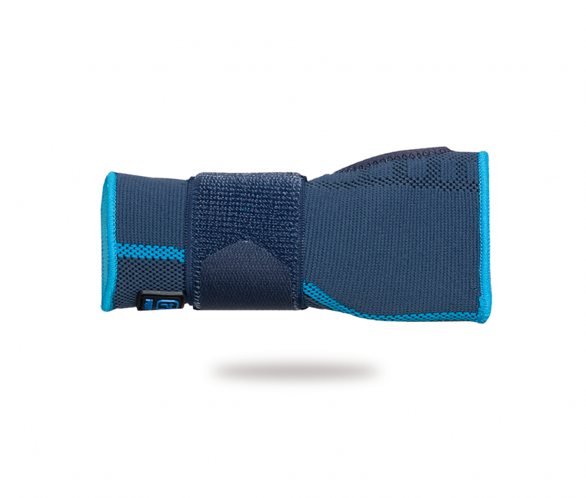 AQTIVO LONG WRIST BRACE WITH STRAP - M P704